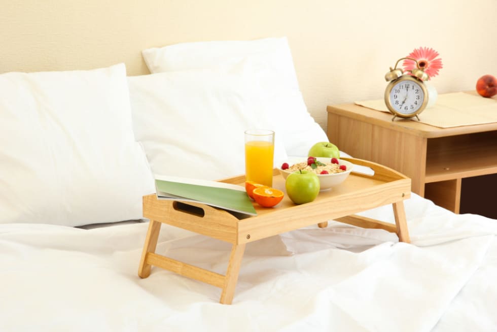 breakfast trays