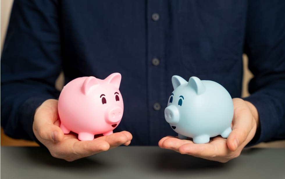 Moving in Together? 12 Signs You’re Ready - Sharing Expenses