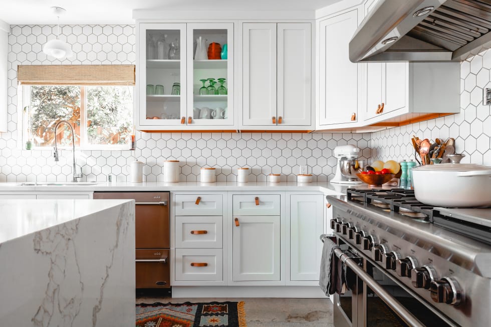 Pops of Color in Kitchen
