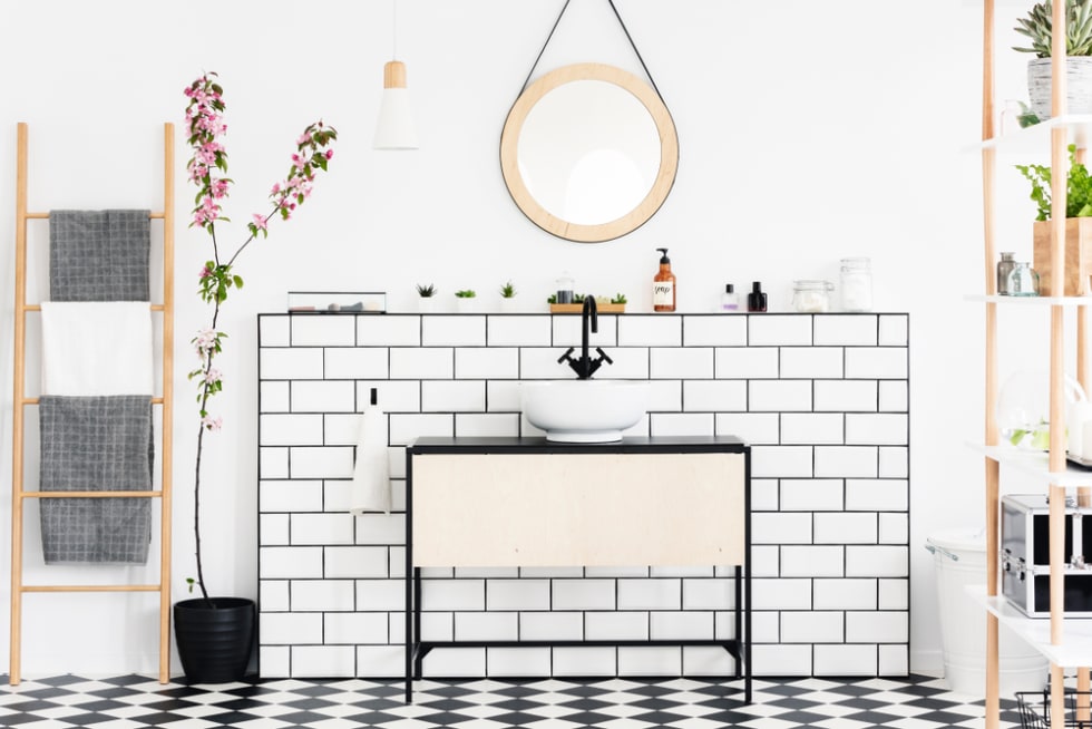 bathroom towel storage ladder