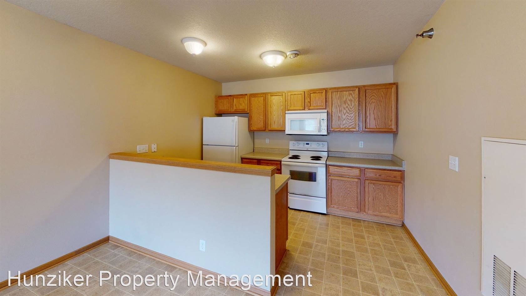 1428 Walton – 203