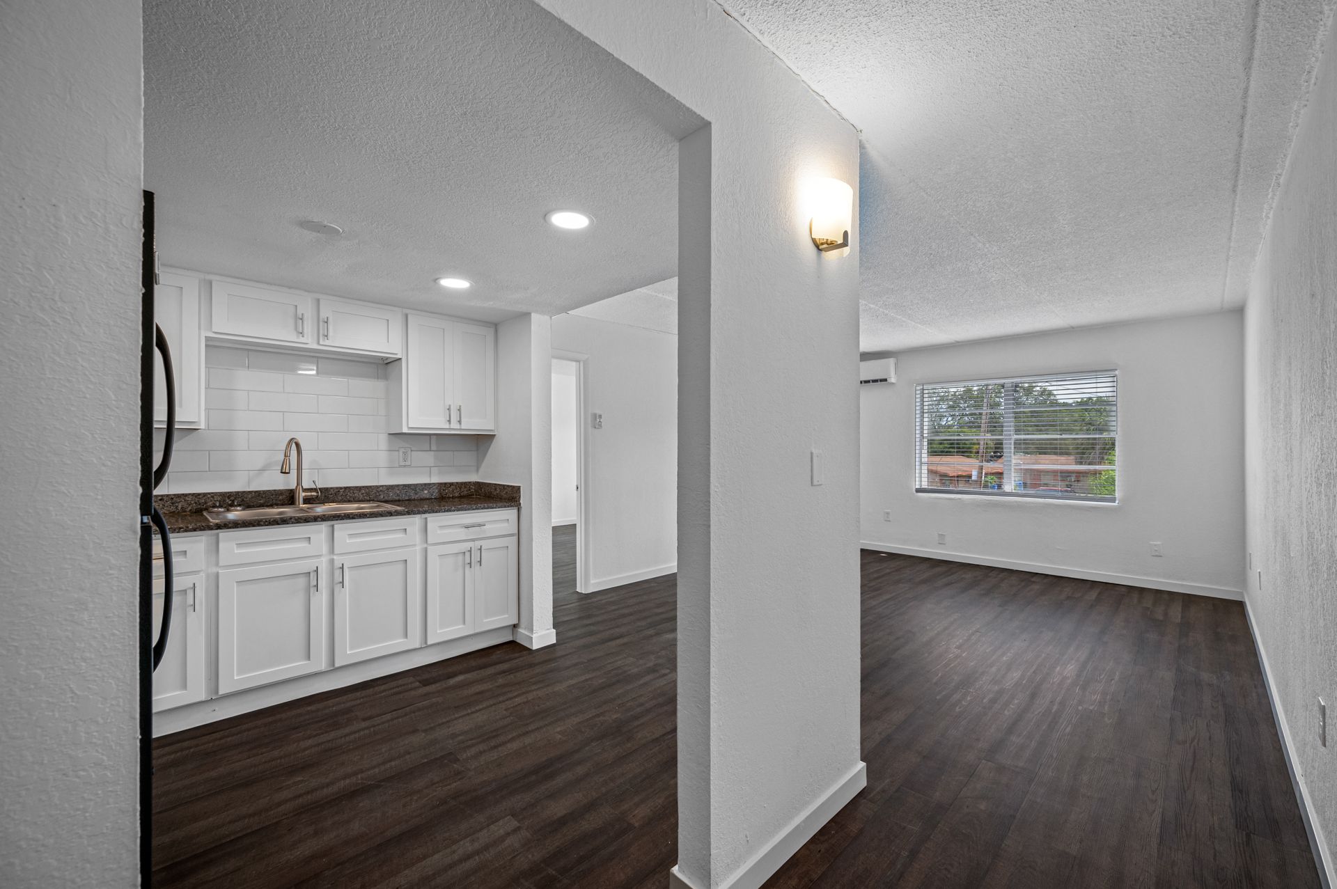 The Wave Apartments – 01 - 410-106