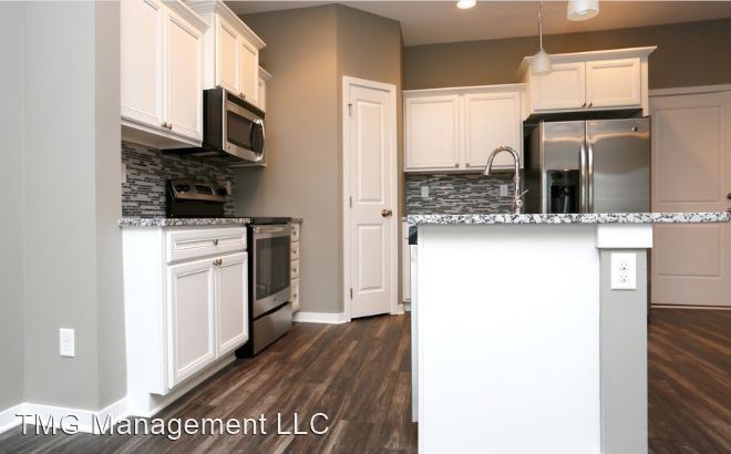 Greenway Square Townhomes – Apply Now