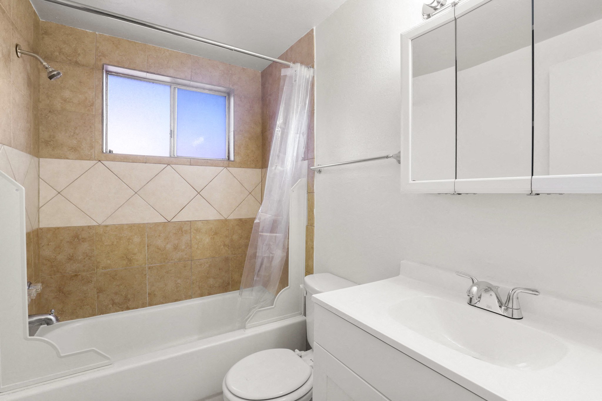 Candlewood Apartments – 201B