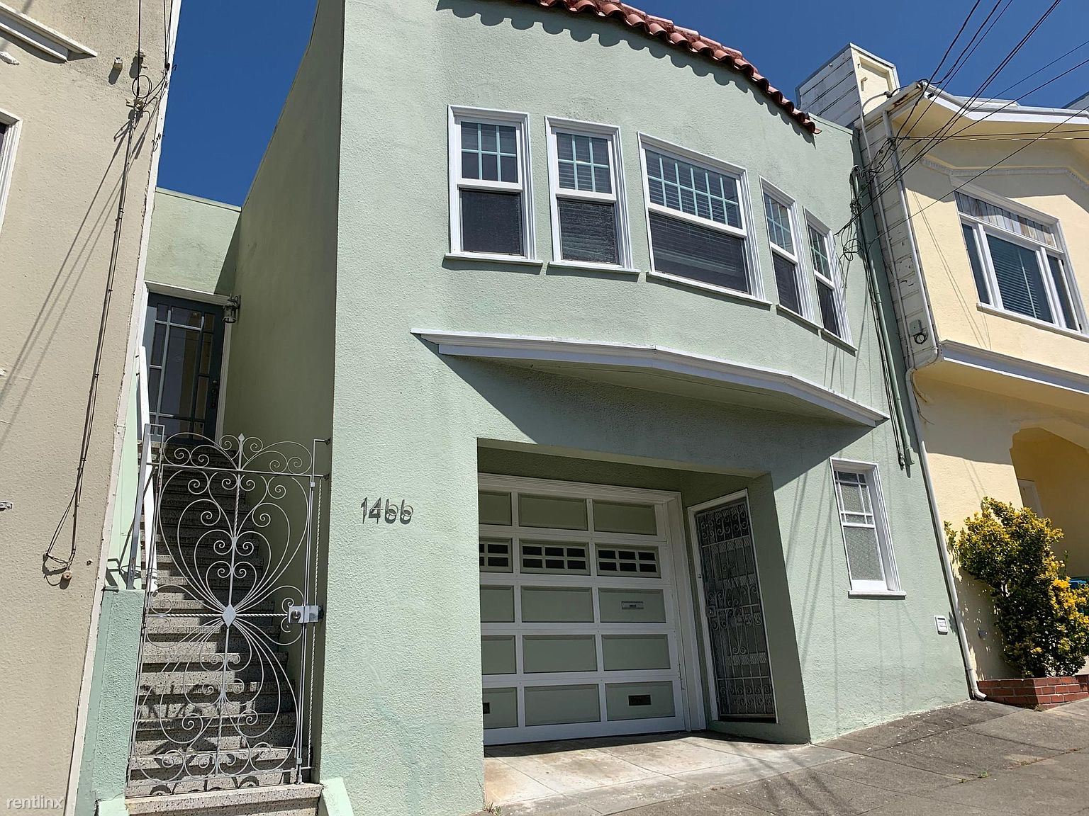 1466 14th Ave – 3 Bed