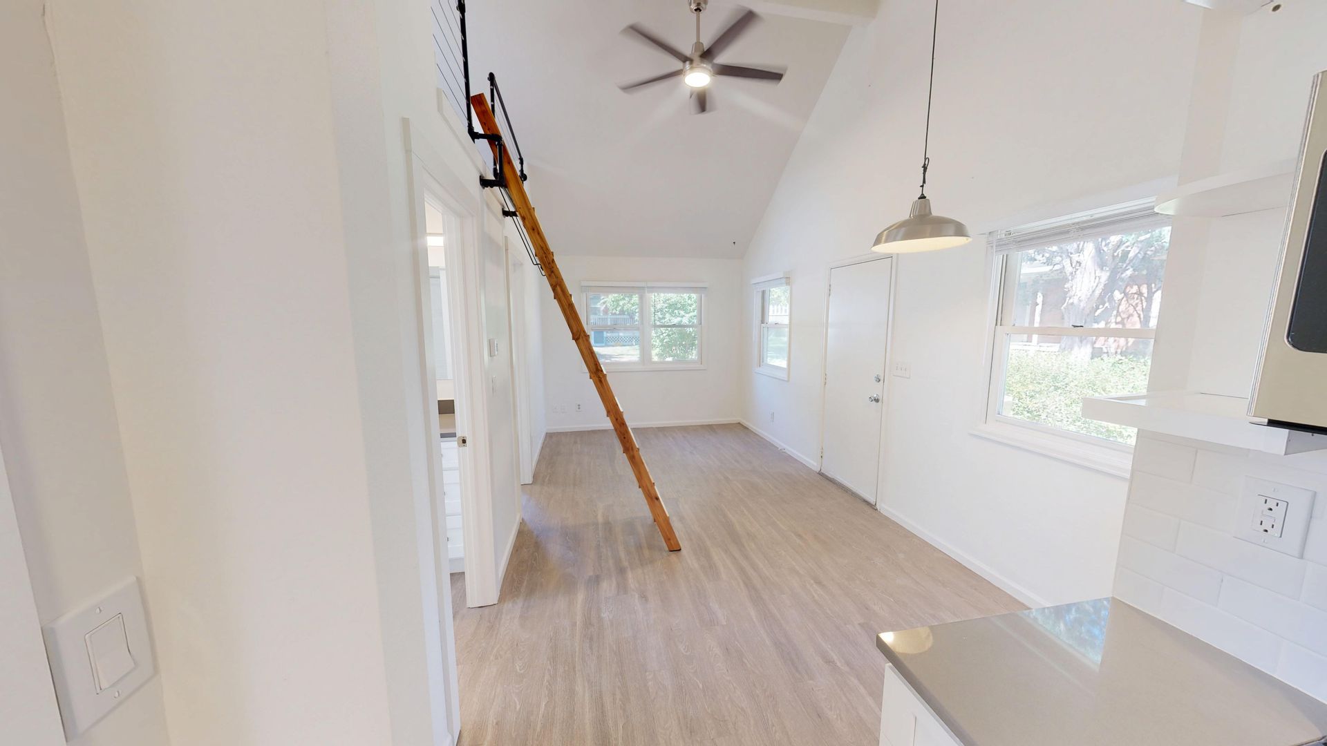 Governor's Row – Unit #1828