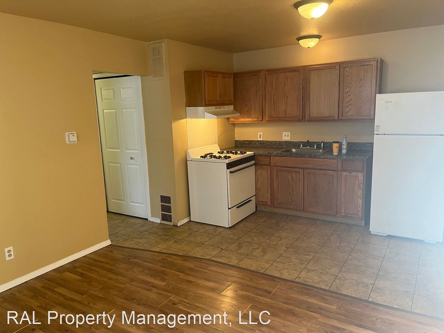 2809 S Jefferson – 3