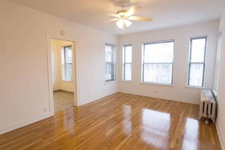 1101 E. Hyde Park Boulevard – 1117-3E