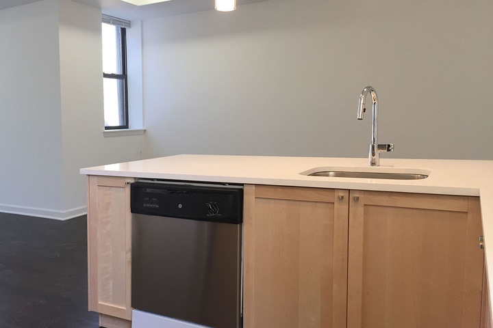 5507-5509 S Hyde Park Boulevard – 5507-2N