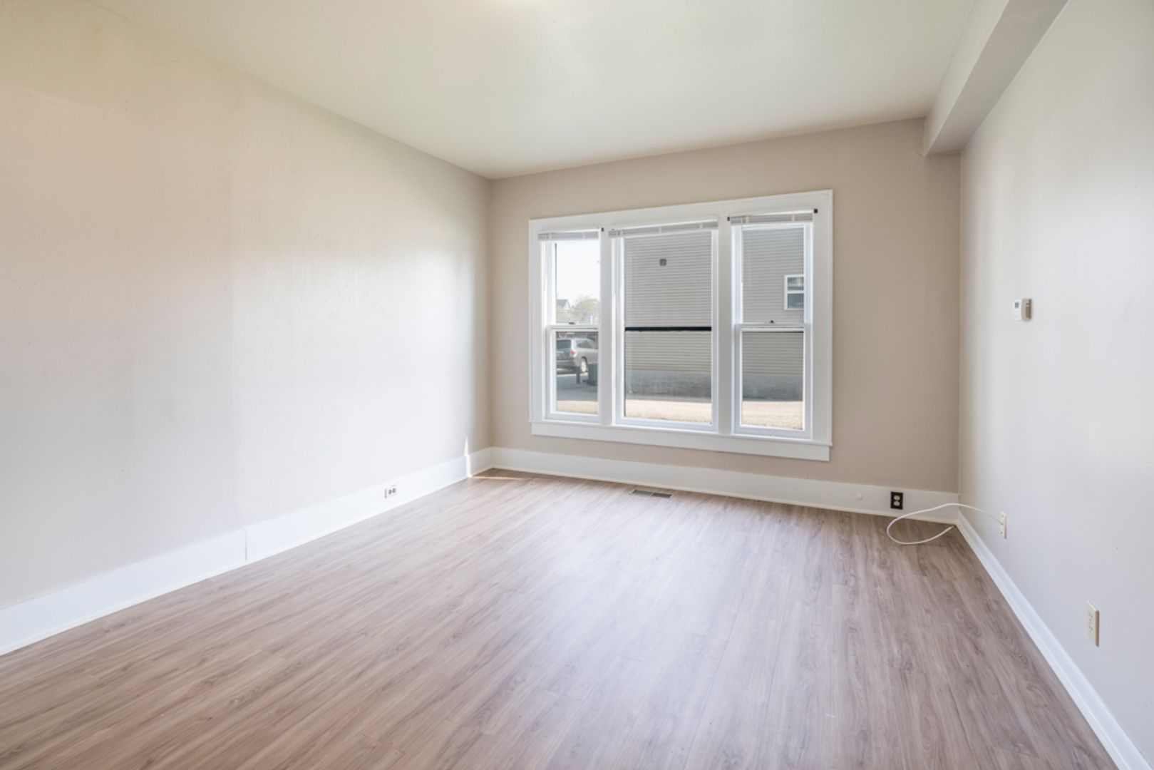 2110 College St – Apt 2