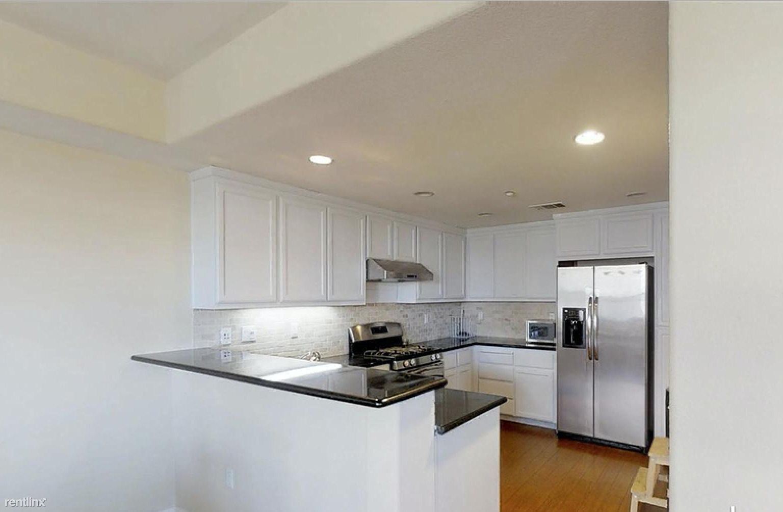 1653 Northshore Dr – 3 Bed