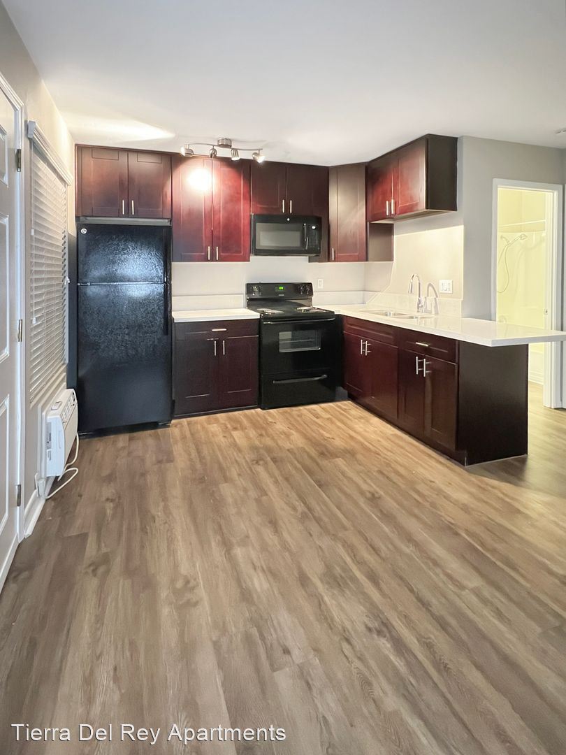 Tierra Del Ray – 75