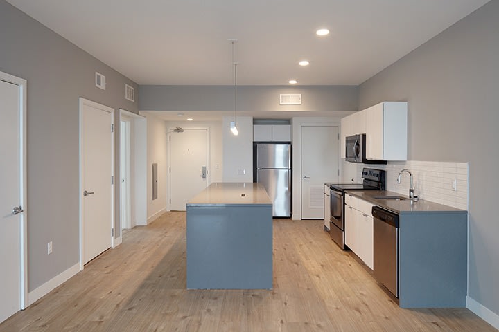 3435 Main – 520