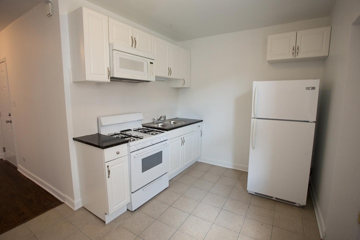 5222-38 S. Drexel Avenue – 24-2W
