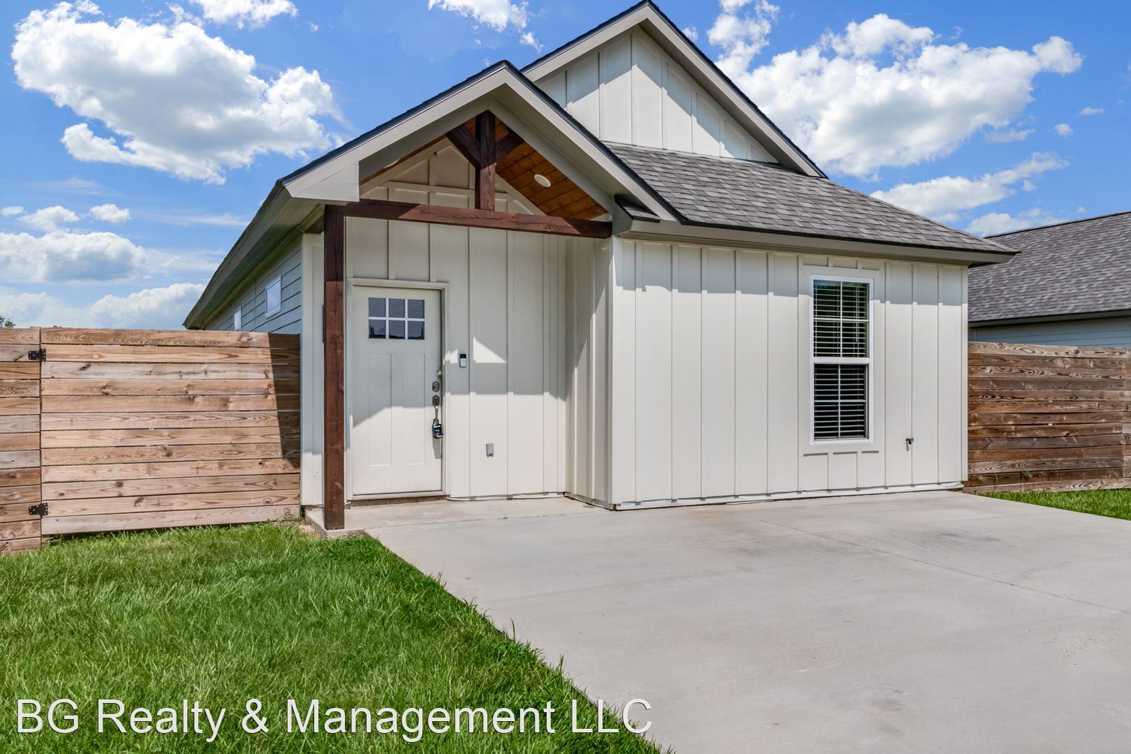 230 Colorado Rd. – 305 Colorado Rd