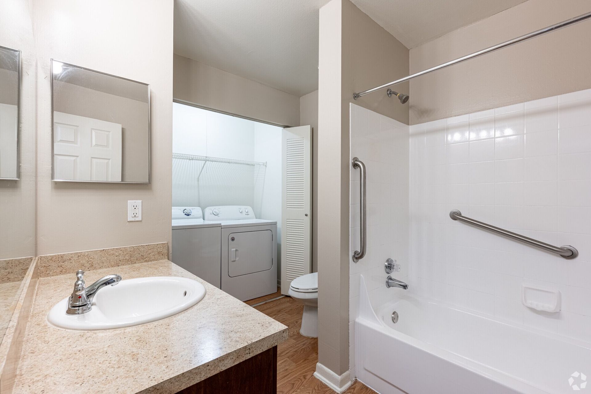 Coral Falls Apartments – 09202