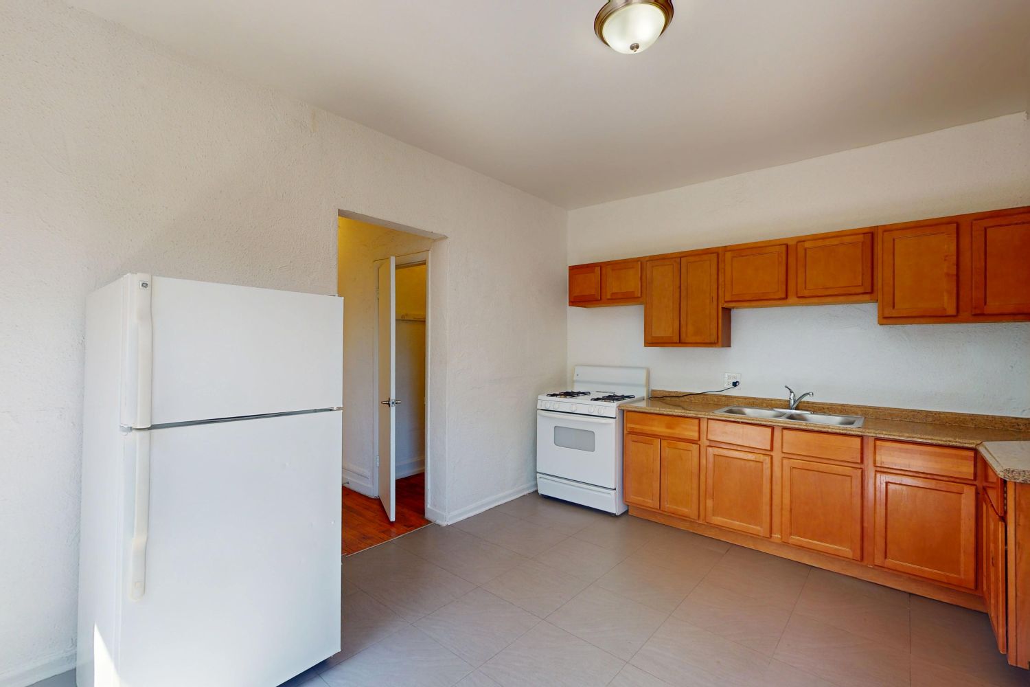 1515 E. 54th Street – 1519-4