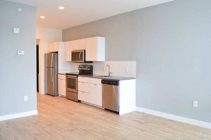 3435 Main – 413