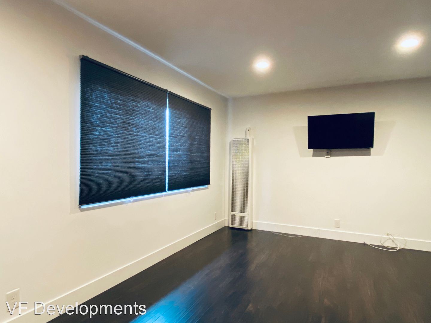 1321 W 36th Place Apartments – Unit 05