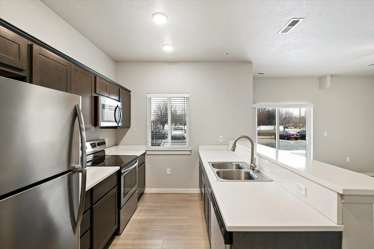 White Hawk Townhomes – 1731-4