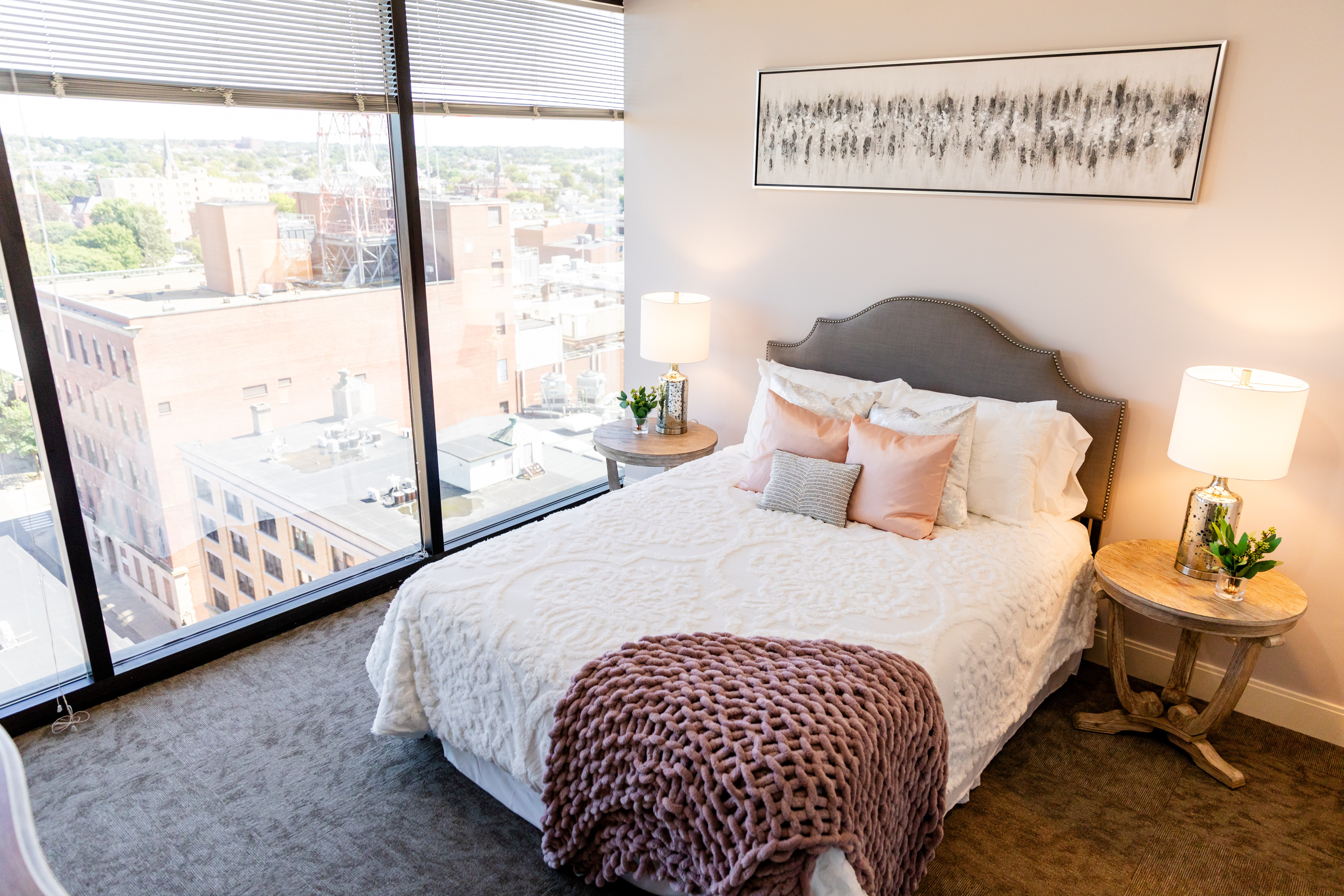 The Residence at 1000 Elm – 19