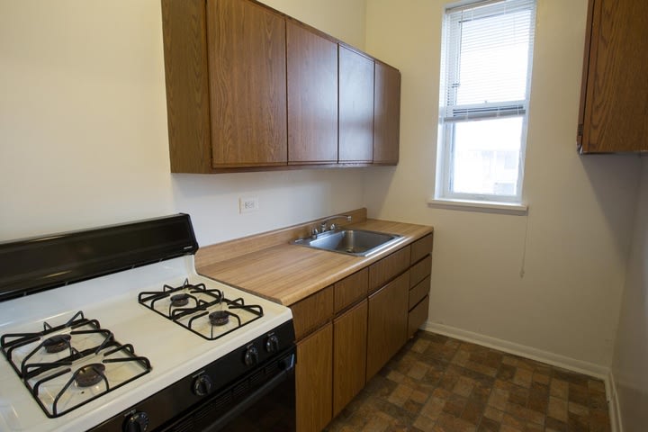 5300-5308 S. Hyde Park Boulevard – 5308-F3