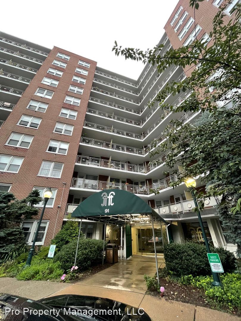 91 Strawberry Hill Ave – 2 Bed