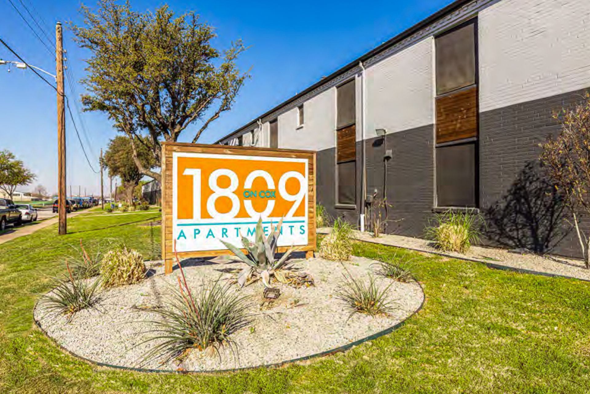1809 on Cox – 1729-102