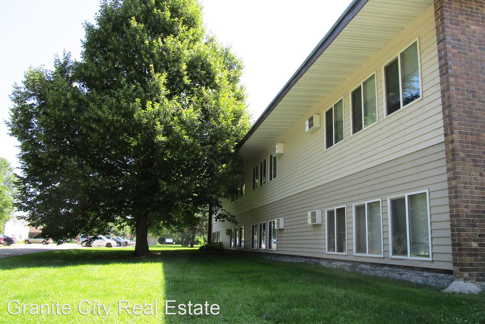105 Sunnyslope Rd – 105-208