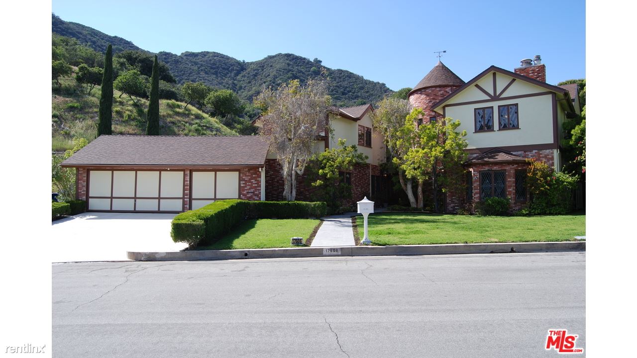17606 Camino De Yatasto – 5 Bed