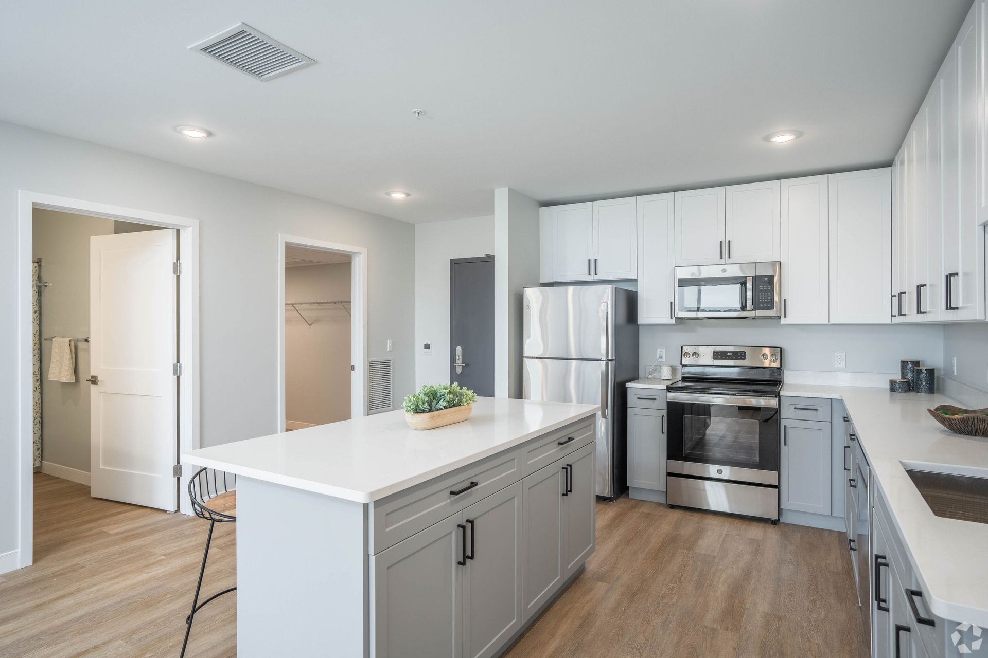 Bluewater Flats – 315