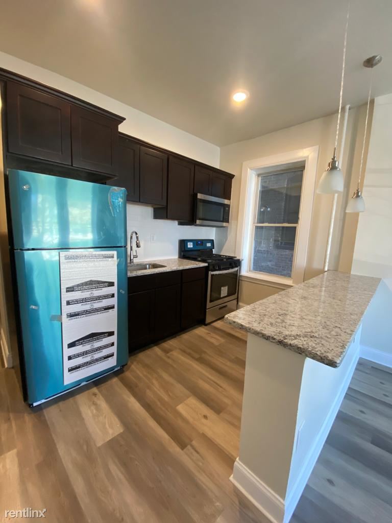 11 Broadway – 22
