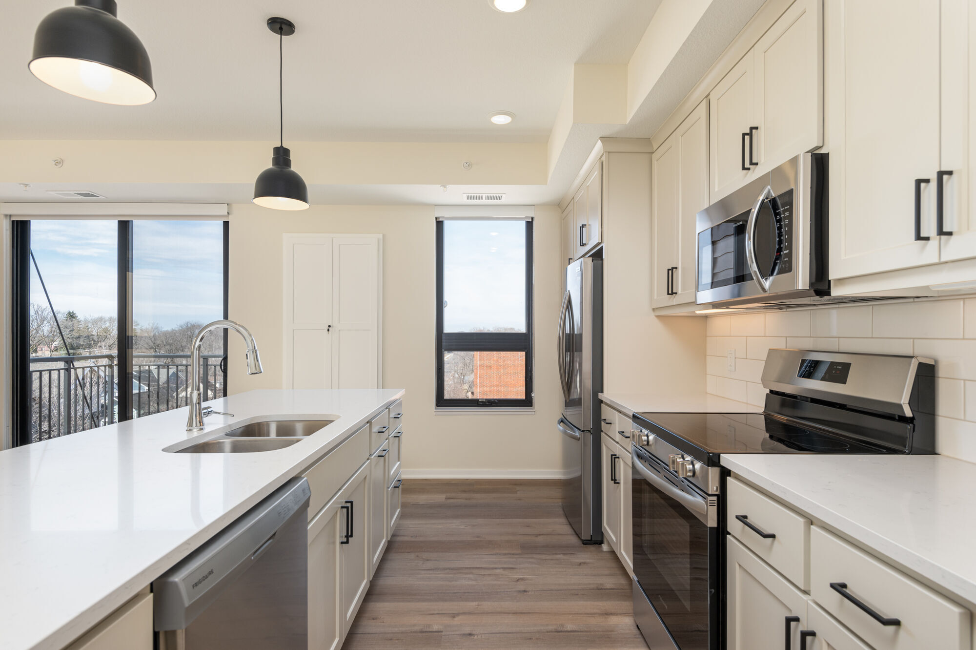 The Uptown Apartments – 201