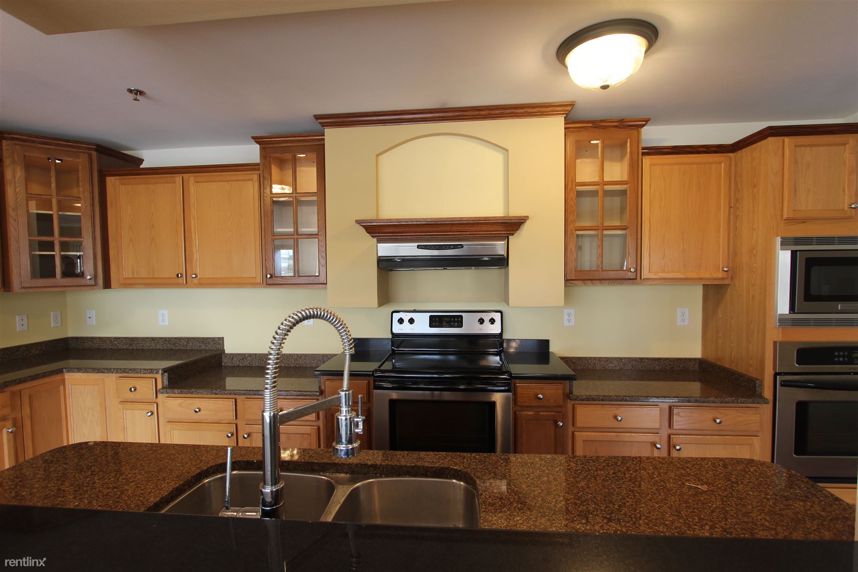 920 Marquette Ave – 304