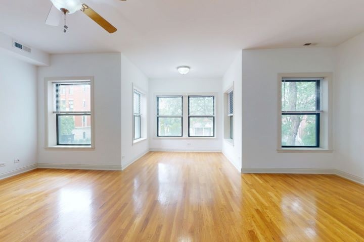 5400-5408 S. Ingleside Avenue – 5400-201