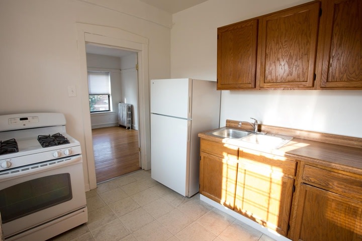 5202-5210 S. Cornell Avenue – 5210-2B
