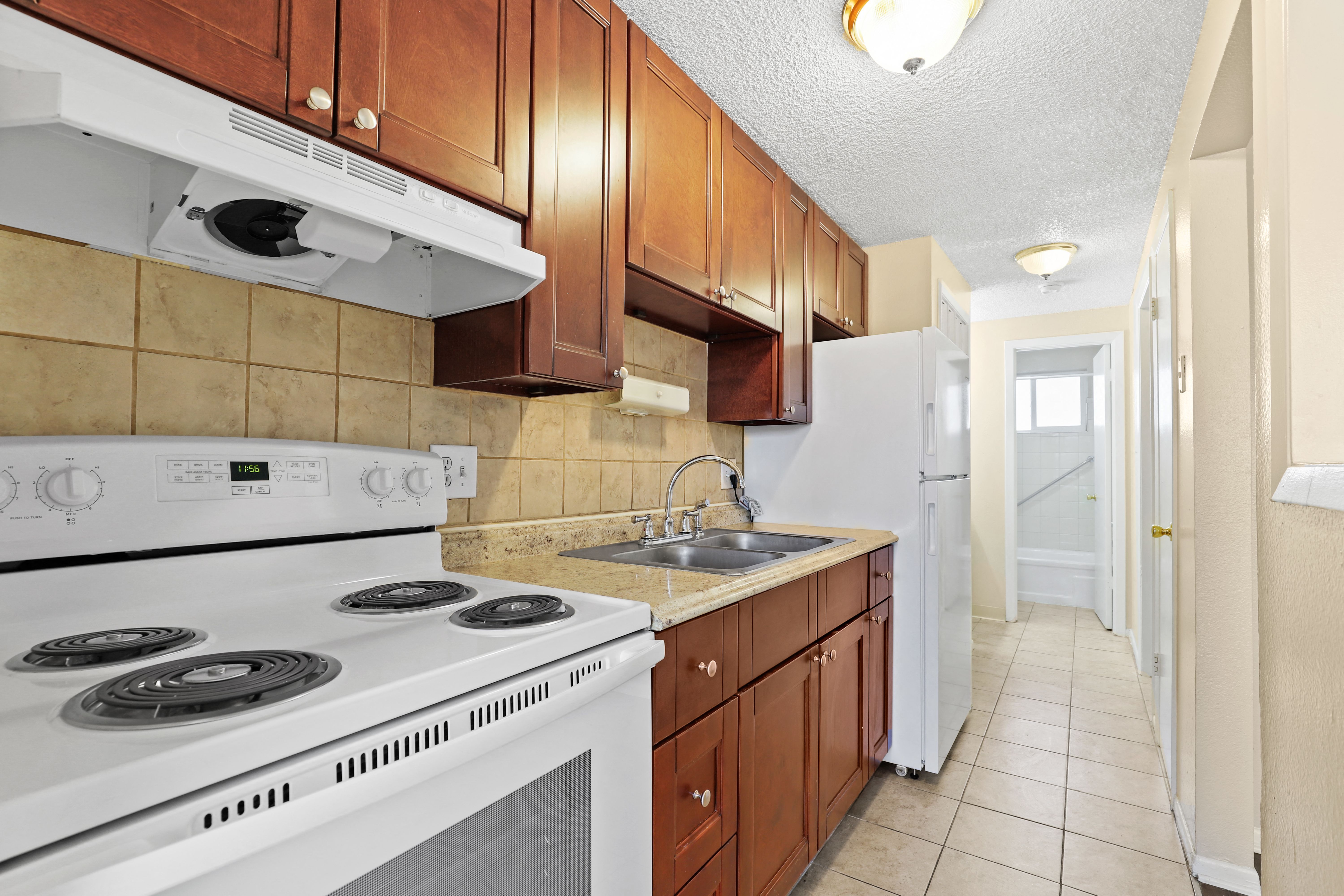 3600-3640 S Fox Street – B-102