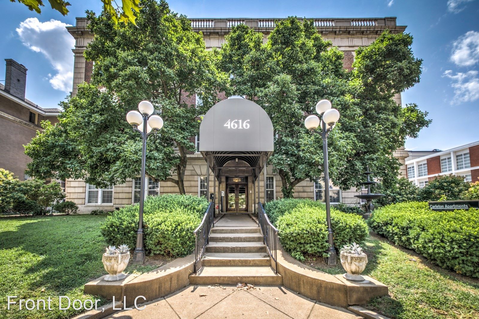 4616 Lindell Blvd. (Carleton Apt) – 200
