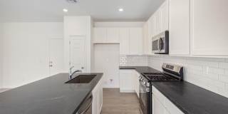 1935 N Marketside Ave Gallery 9