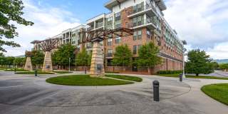 1400 Chestnut Apartments Gallery 17