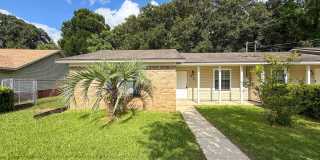 Remodeled 2 Bedroom 1 Bath Duplex for Rent off 9 Mile! Gallery 1