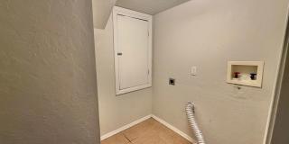 4 Bedroom home! Gallery 32