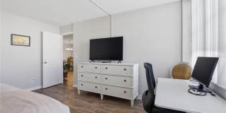 7540 BAY ISLAND DRIVE S Gallery 24