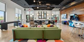 Luna at Viera Gallery 10