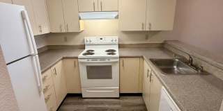 6700 ROOSEVELT APTS. Gallery 37