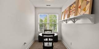 Furnished Pet-Friendly 30-Day Extended Stay Riverfront Condo Gallery 41