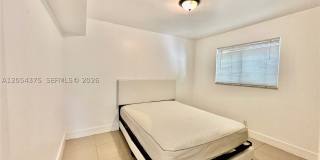 1548 SW 5th Pl Gallery 29