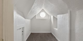 Charming 1-Bedroom Attic Apartment in the Heart of City Park West Gallery 24