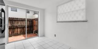 321 SW 1st Ct Gallery 10