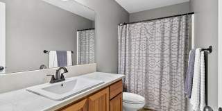 4Bd/2.5Ba Renton Townhome Gallery 22